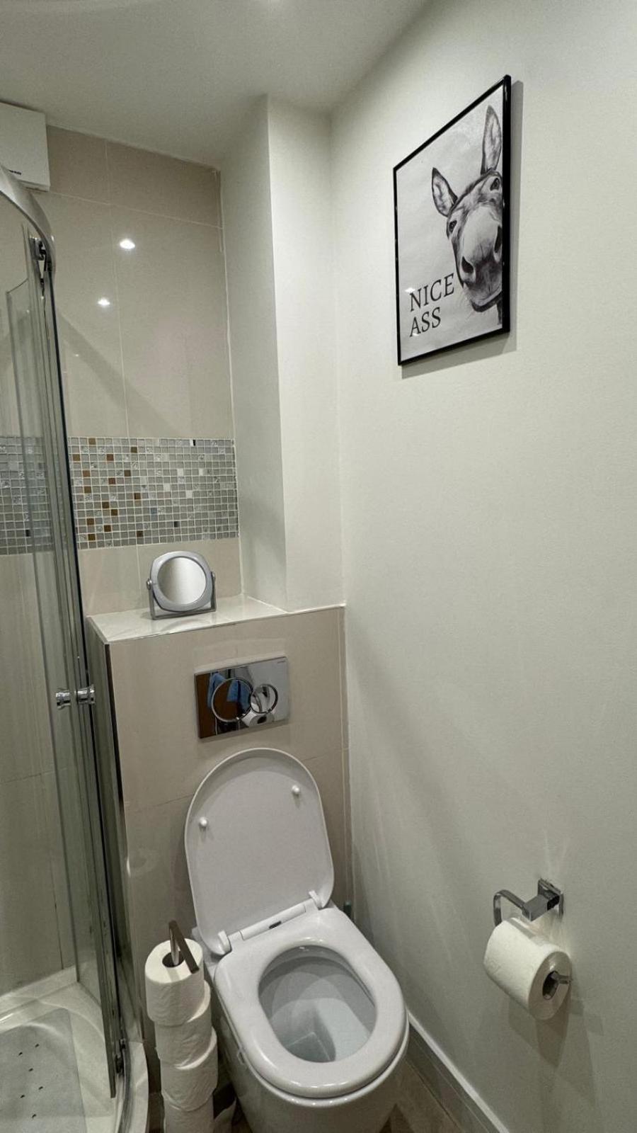 Central Apartment Лондон Екстер'єр фото